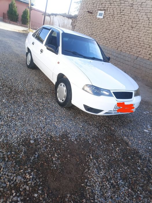 Продаю нексия 2 1,6