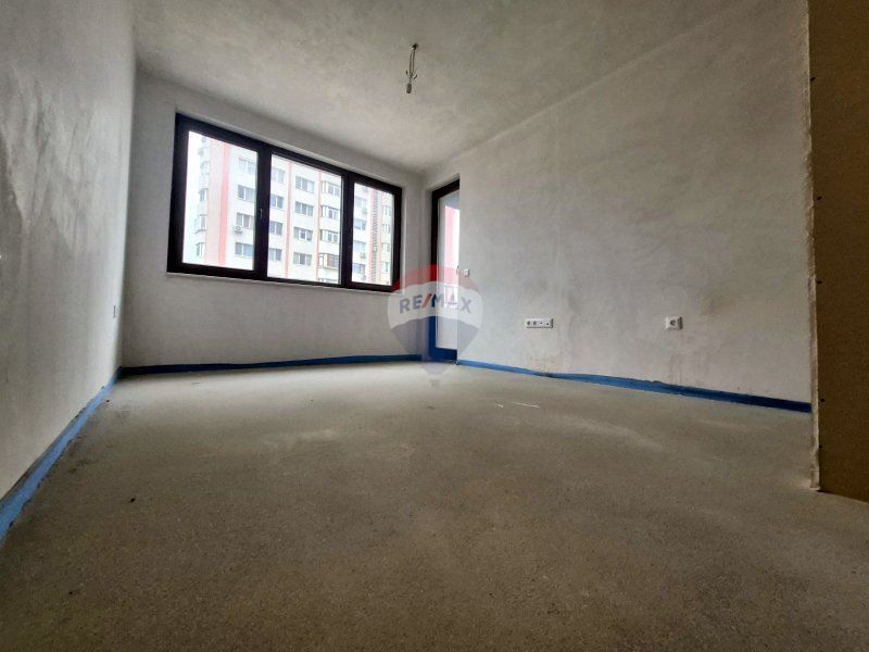 Продава се Двустаен апартамент в Варна, Младост 2 - 65 кв.м за 1192 €/кв.м - Снимка #6