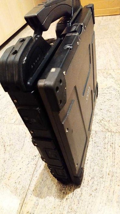 Laptop militar Getac uz auto diagnoza, agricultura, industrie, Intel