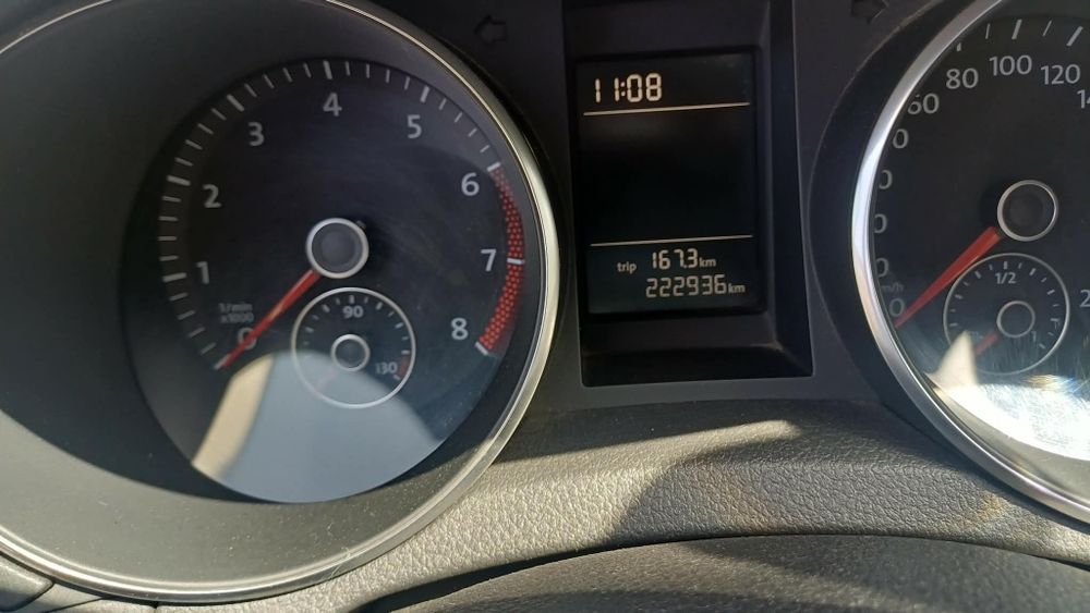 Vând  volkswagen golf6