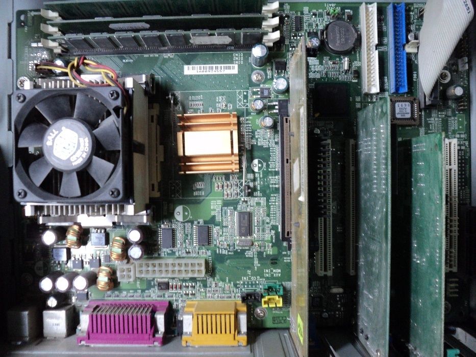 VINTAGE Kit Placa PC + Procesor + Cooler MSI-845 PRO Ver 1 Procesor IN