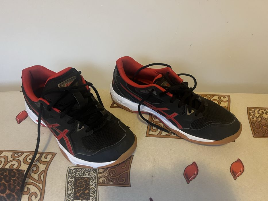 Diesel & Dolce Gabana, Versace, Asics,Michael Kors