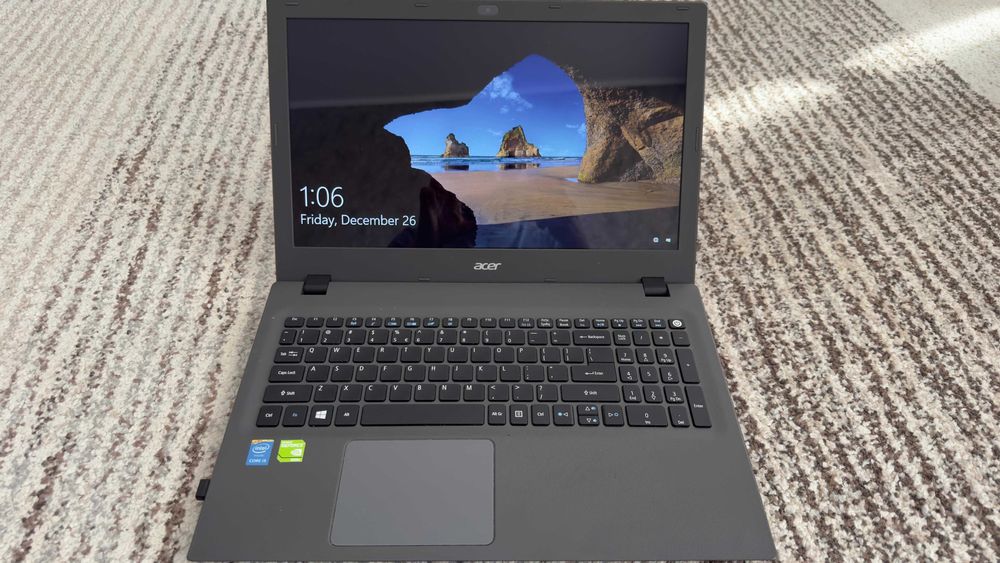 Laptop Acer Aspire E5-573G-56KR  i5-4210U