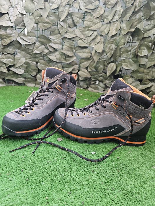 Garmont bocanci de munte