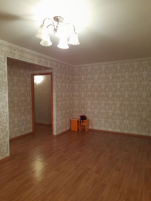 Продам 1 квартиру центр города.