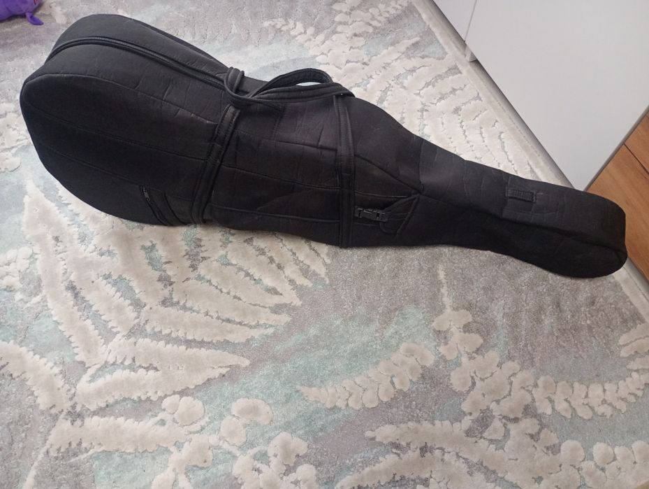 Violoncel 3/4 aproape nou