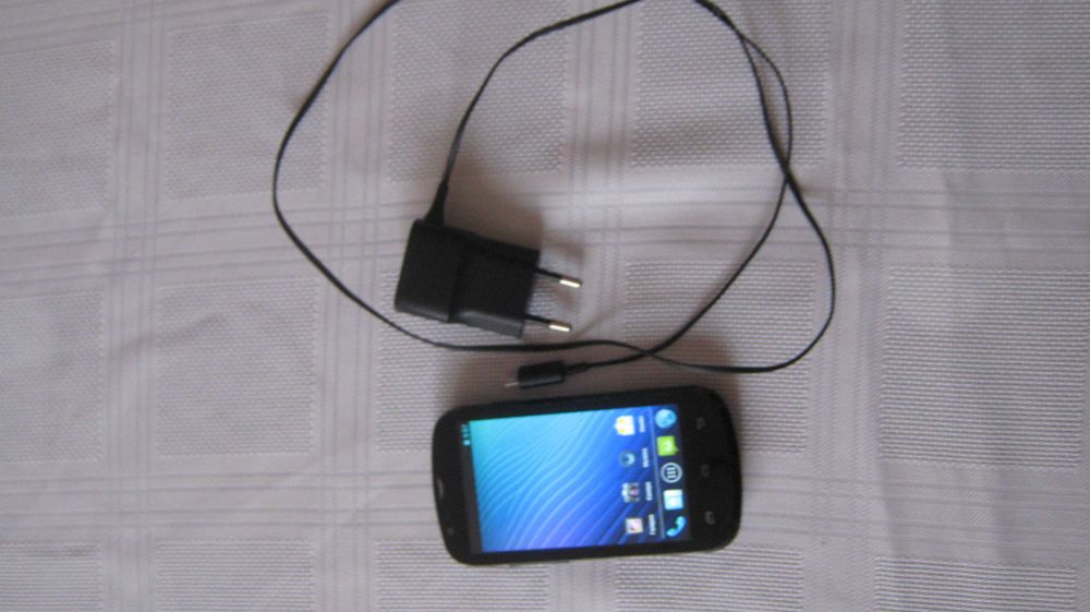 смартфон Turbo X-405