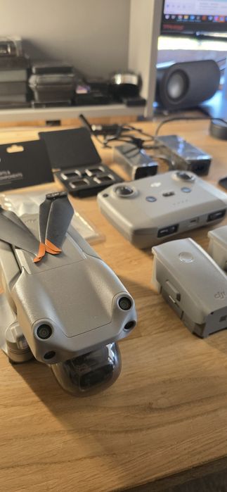 Дрон DJI Air 2S combo