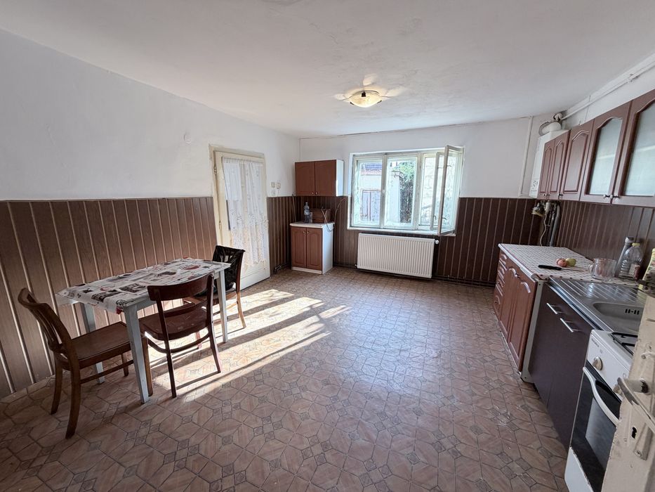 Casa individuala teren 500 mp de vanzare in Sura Mare