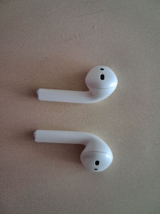 Airpods 2 кейс с наушниками оригинал