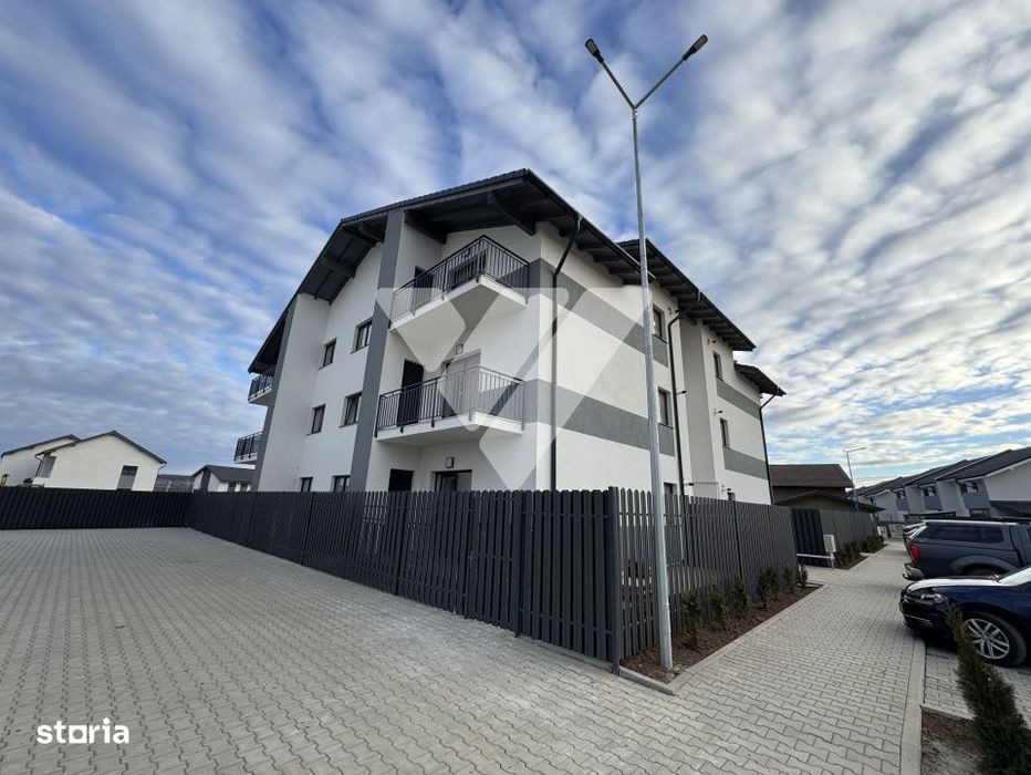 Apartament 2 camere etaj 2 balcon si pod propriu - Selimbar Sibiu — fotografia 1