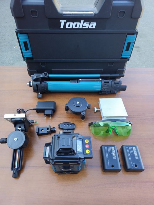 Самонивелиращ се 4D лазерен нивелир Toolsa с 16 линии + Тринога 100см