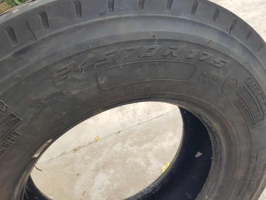 Гума за камион почти нова