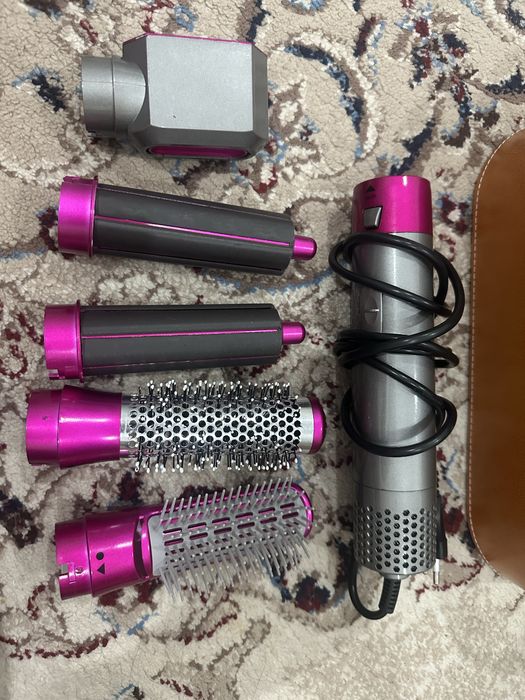 Продается Фень под дайсон