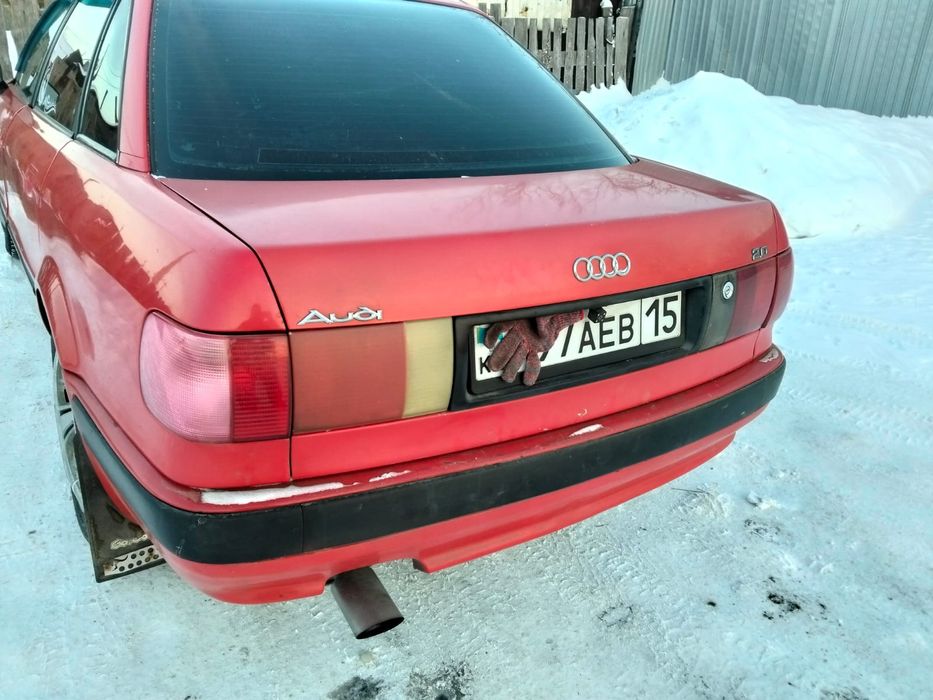 Продам ауди 80 б 4