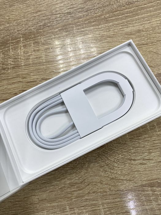 Apple iPhone 17 Pro Max 1TB E-Sim (Ос14Б)