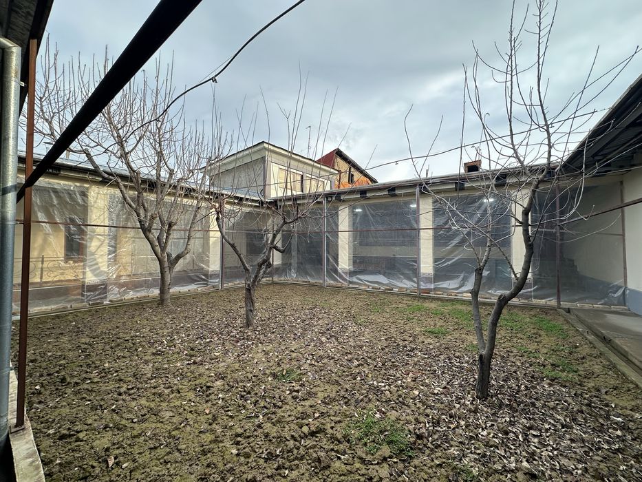 Участка сотилади 6.5 сотихли Штаб Бегобод махалла