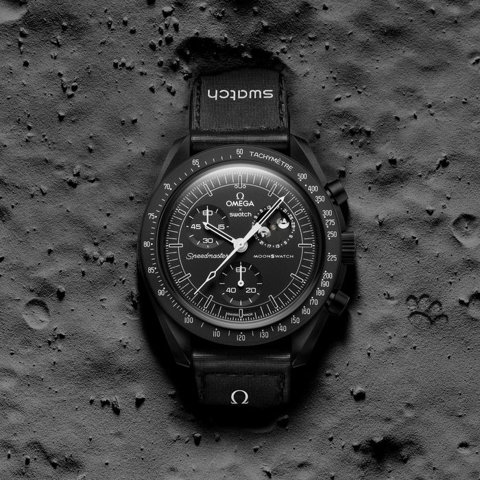 Omega x Swatch Mission To The Moonphase Black Snoopy