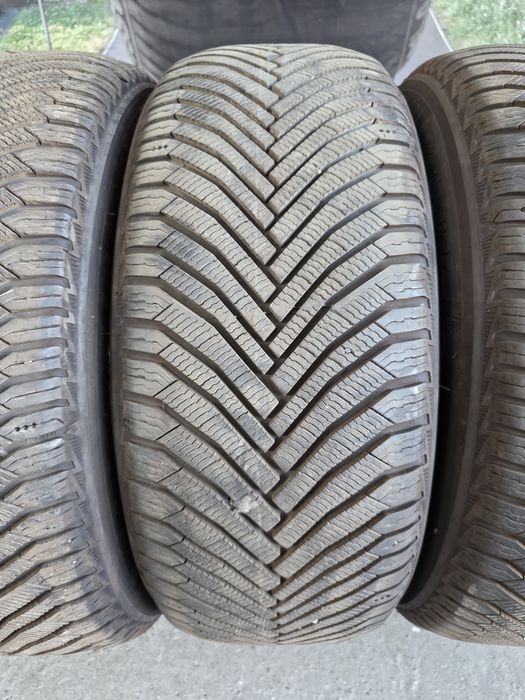 225/55/17 MICHELIN 4бр