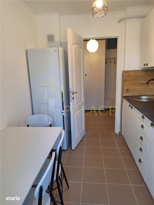 Apartament 2 camere Podul de Fier