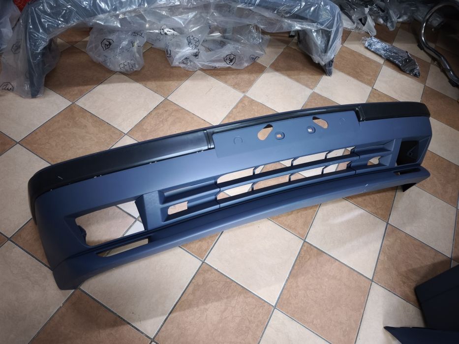 Бампер передний BMW E34 новый