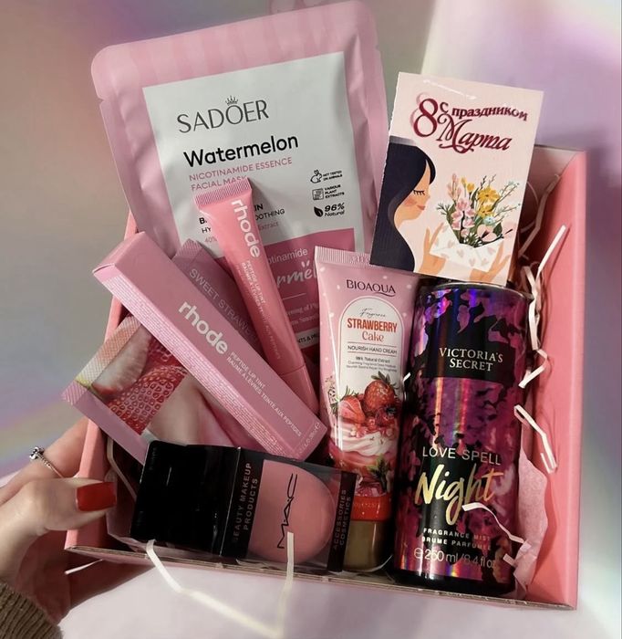 Подарки на 8 марта, подарочный бокс