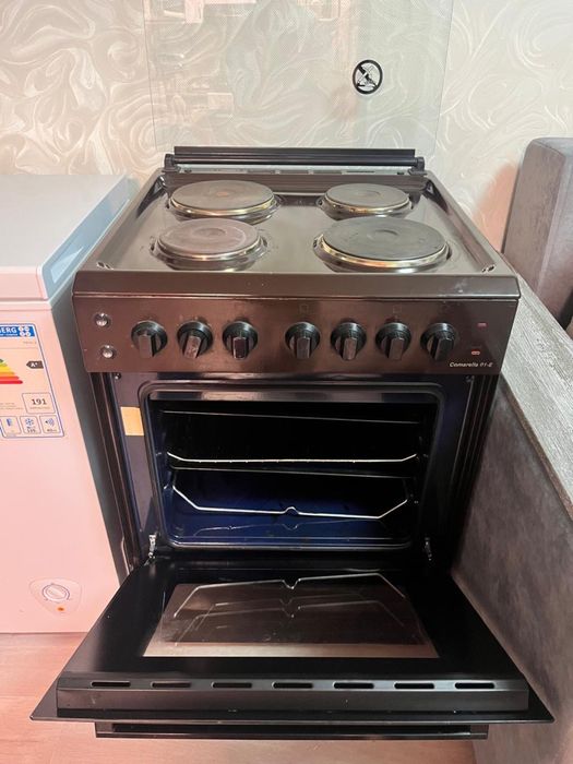 Продам плиту Artel