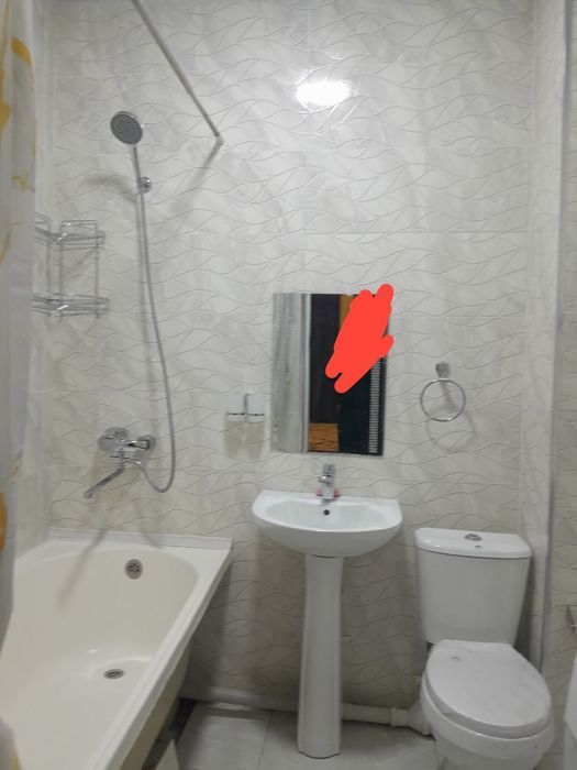 ЧИРЧИК шахри КвартираПЕДАГОГИКА Унверситет олдида 2 хонали ойига 300$