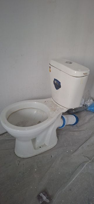 Akfa oyna-eshik, unitaz, vanna 160×70,  idish yuvadigan moyka sotilsdi