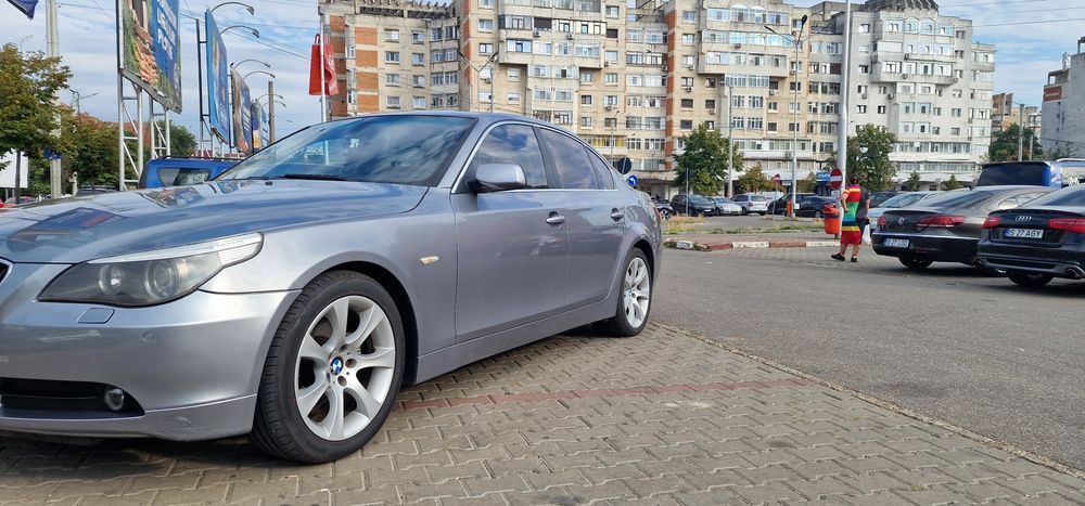 BMW E60 520i   2004