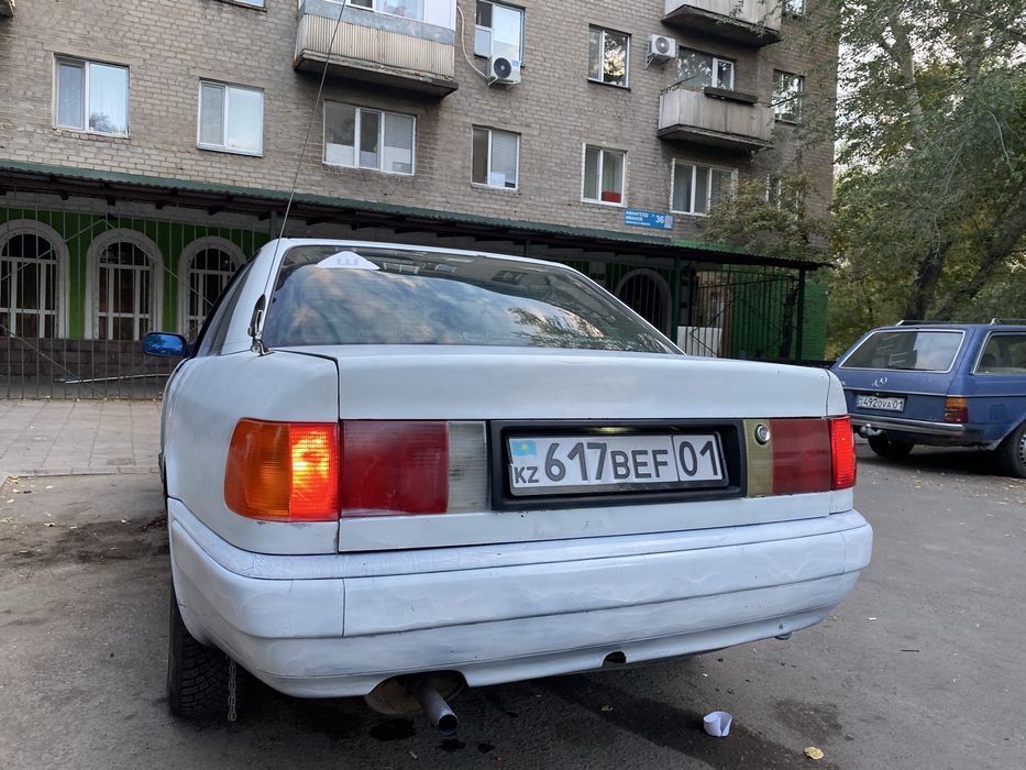 Продам ауди на ходу