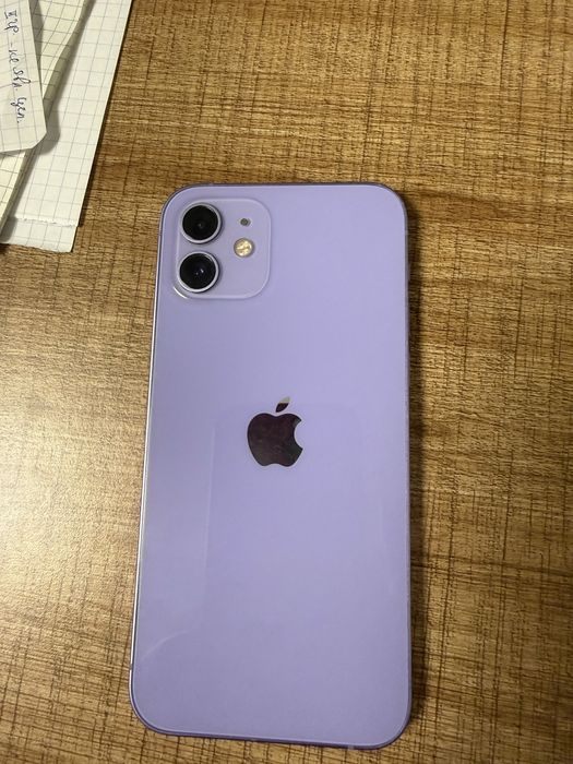 iPhone 12 продам срочно
