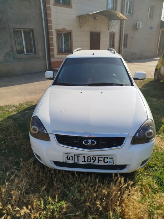 Продам или обменяю Ладу Приору универсальный 2171