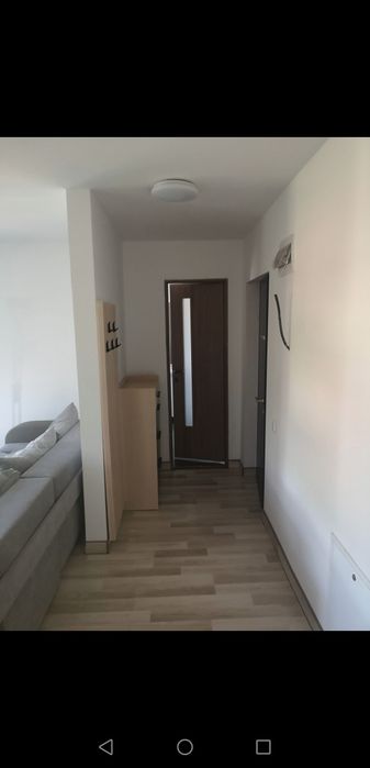Închiriez ap 2 camere