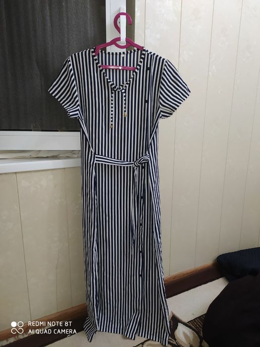 Barcha turdagi ayolar va qizlar  kiyimlari sotiladi