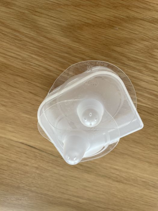 Doua seturi protectoare de mameleoane