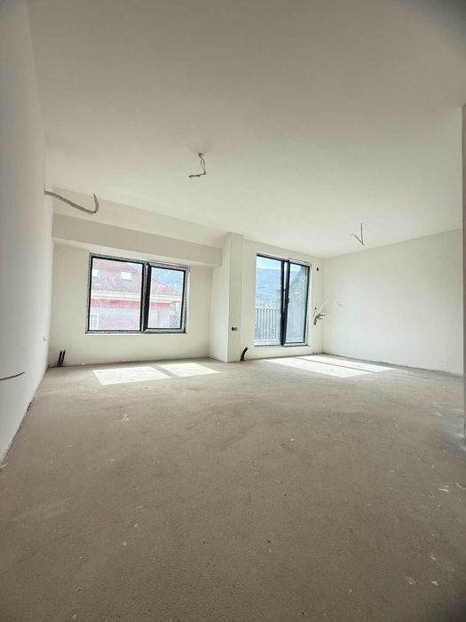 Продава се Двустаен апартамент в София, Кръстова вада - 75 кв.м за 2374 €/кв.м - Снимка #1