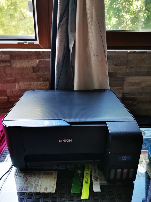 Vând imprimantă Epson L3151 EcoTank, multifuncțională (printare, copiere și scanare), în stare foarte bună de funcționare și aspect îngrijit.