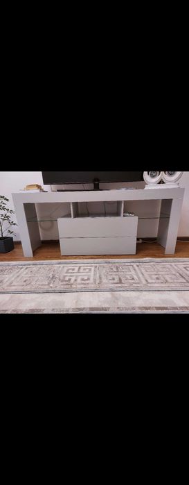 Тумба под телевизор