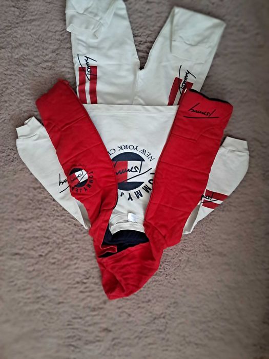 Trening unisex  tommy 9 -12  luni