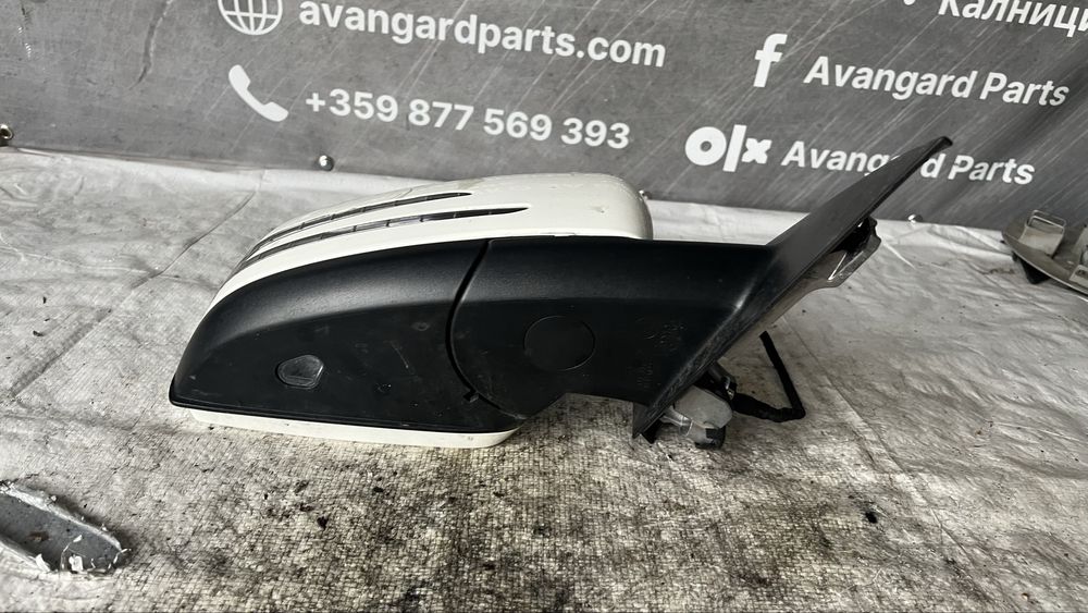 Mercedes C W204 ляво огледало