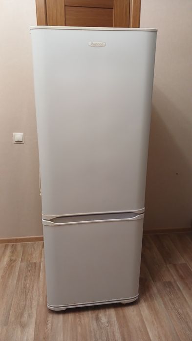 Холодильник б/у рабочий