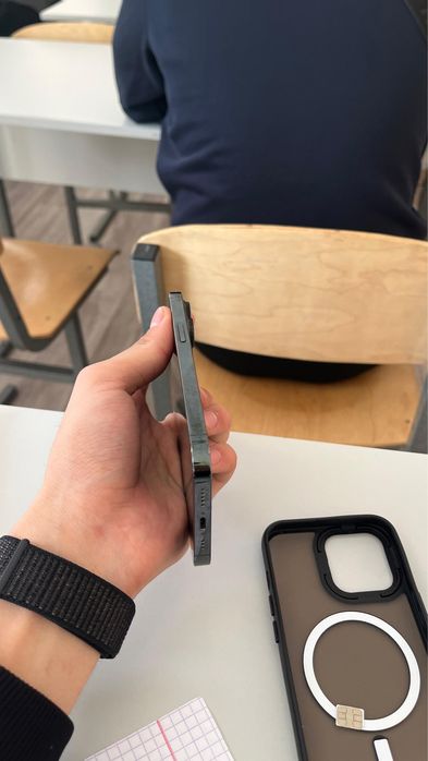 Продам срочно 13 про