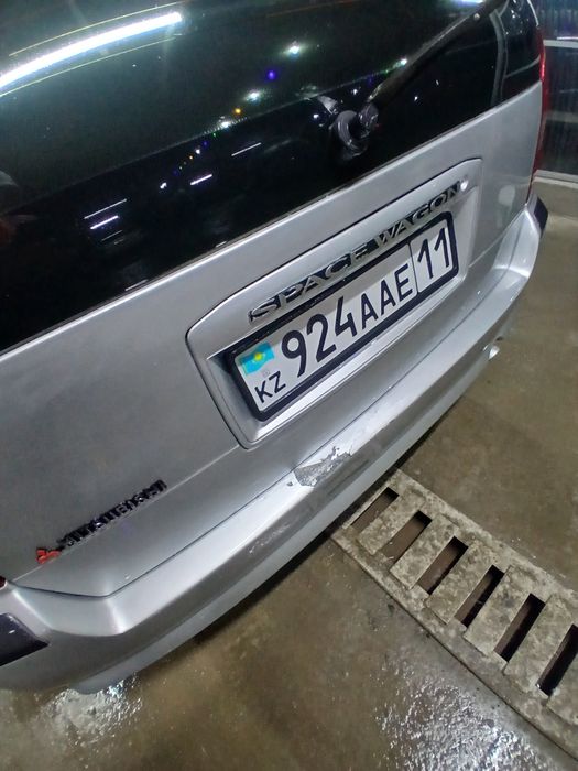 Mitsubishi Space Wagon 2.4 бинзин