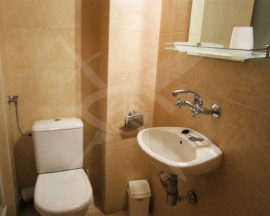 Дава се под наем Двустаен апартамент в Бургас, Лазур - 62 кв.м за 600 € - Снимка #5