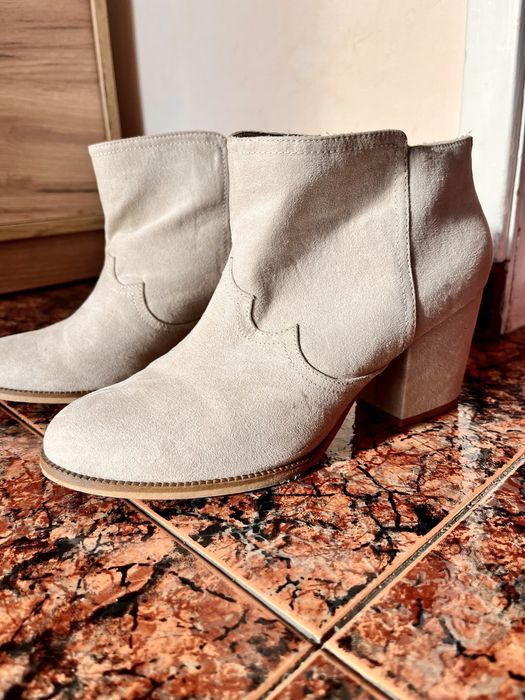 Дамски боти