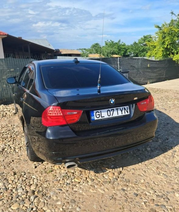 BMW 3 Series 2009