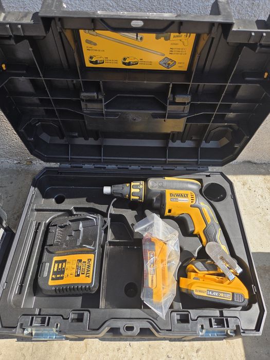 Scule dewalt 18v