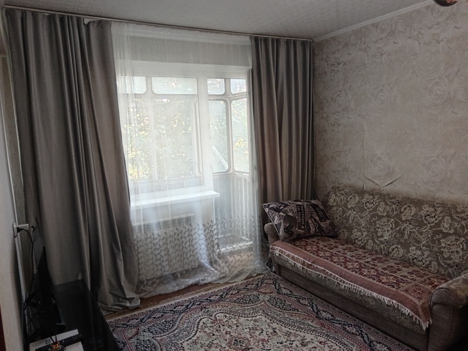 Сдам 1.5ку посуточно на Бурова 15