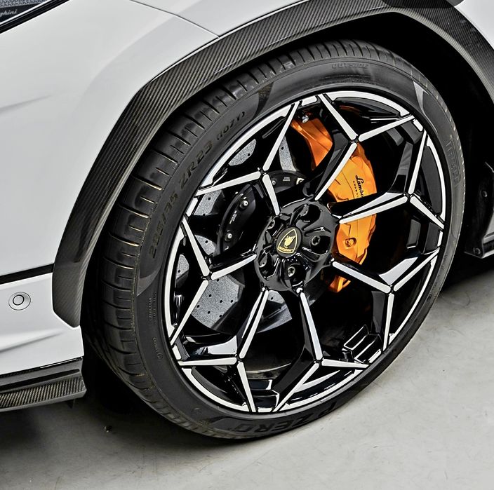 Lamborghini Urus Performante 23цола-като нови ОРИГИНАЛ